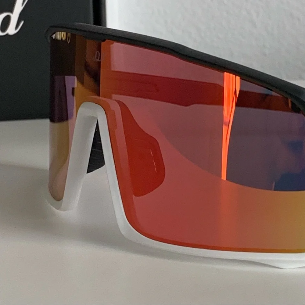 Diamond Eyewear White Orange Sporty Sunglasses Baseball Outdoor Fishing Box Case